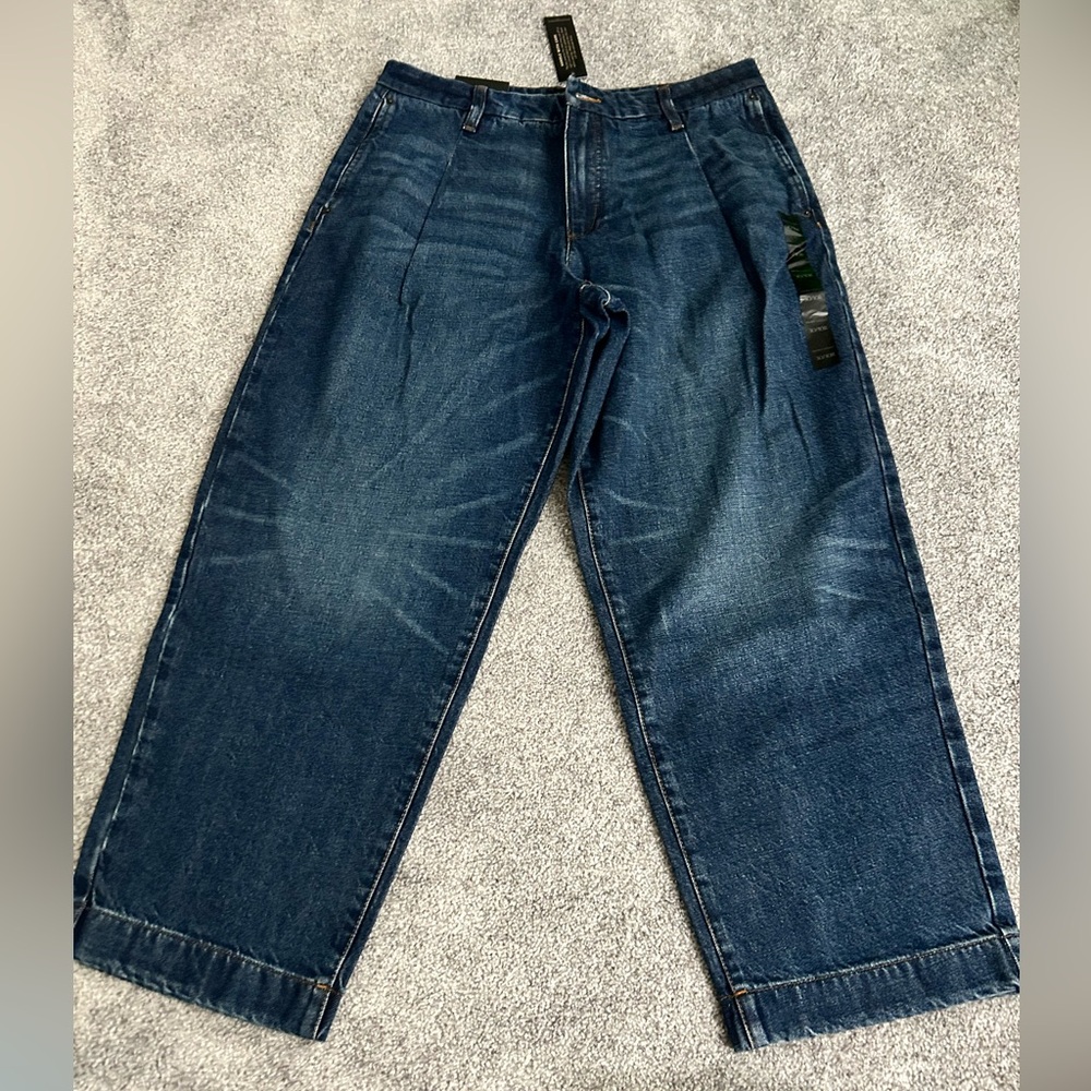 Banana Republic Women's Dark Blue Straight Leg Jeans